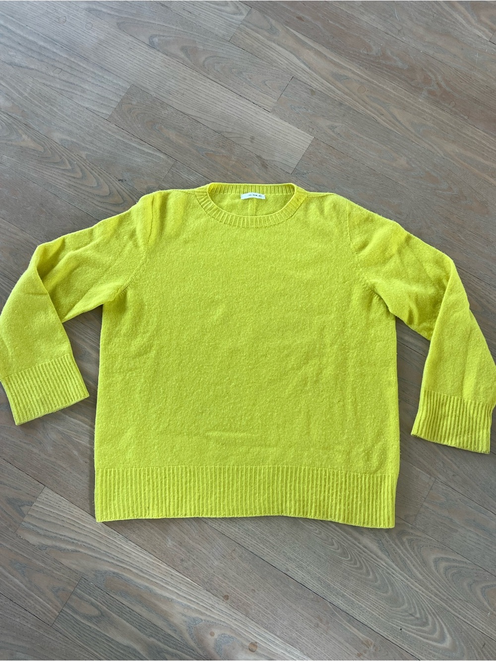 The Row Yellow Cashmere Sweater - Picture 7 of 9